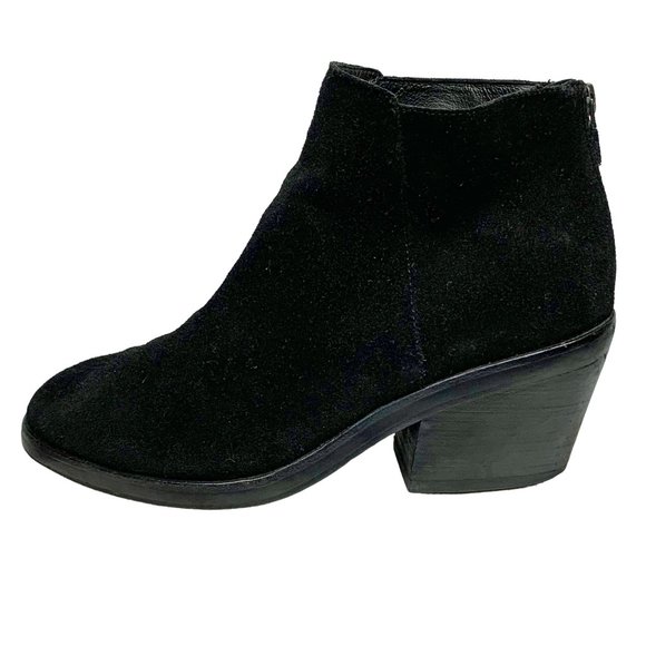 EILEEN‎ FISHER Peer Black Suede Rear Zip Heeled Ankle Booties - Picture 4 of 10